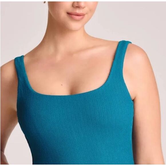 VITAMIN A Reese Scoop Neck Textured Ribbed One Piece Swimsuit Teal, NWOT, Large - Picture 3 of 14